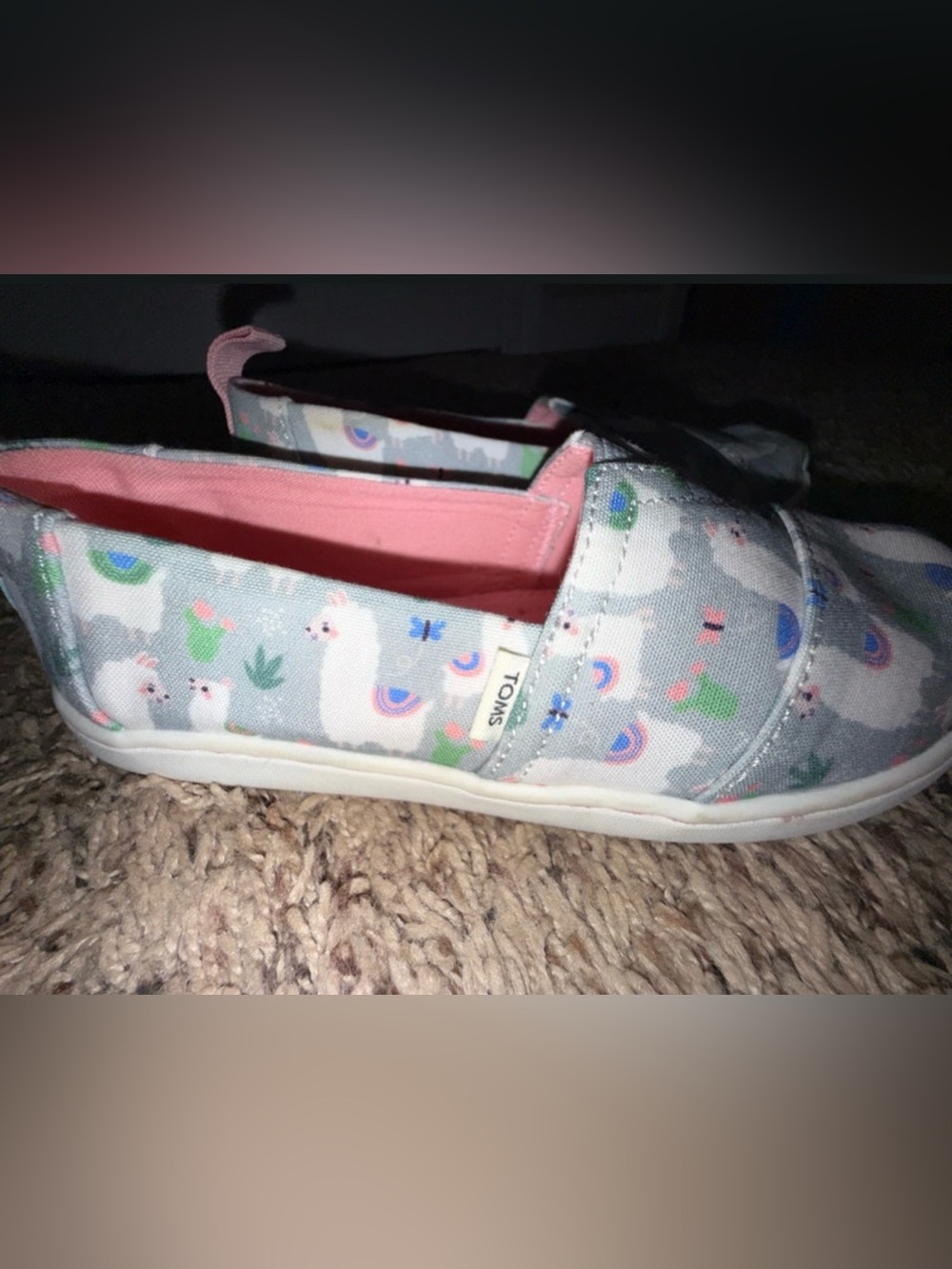 Toms Kids Llama Print Slip-On in Gray and Pink
